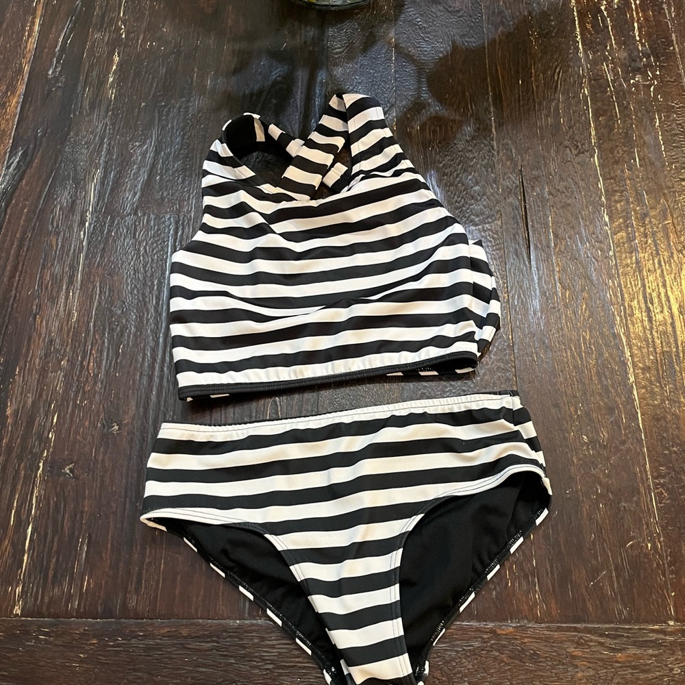 Albion Black and White Bikini Set XS